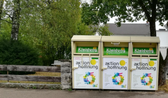 Kleiderbehälter aktion hoffnung