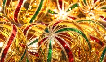 Abendmode und Weihnachtsmarkt im Secondhand-Modeshop Ettringen